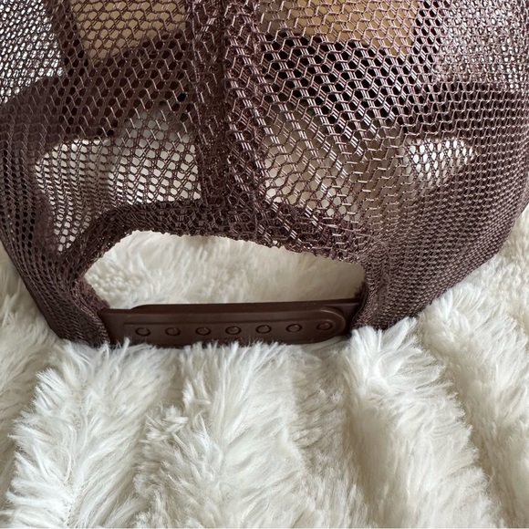 PBR BUD LIGHT CUP Las Vegas Trucker Patch Hat & Gold Chain Trending - Picture 4 of 6